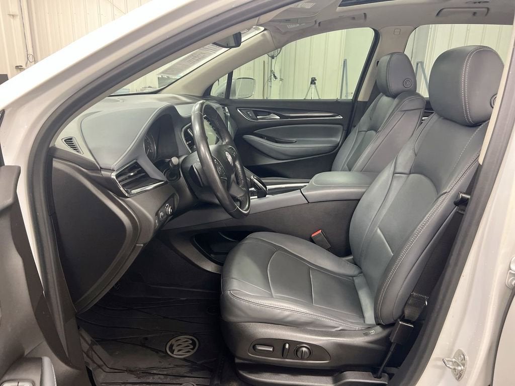2020 Buick Enclave Essence
