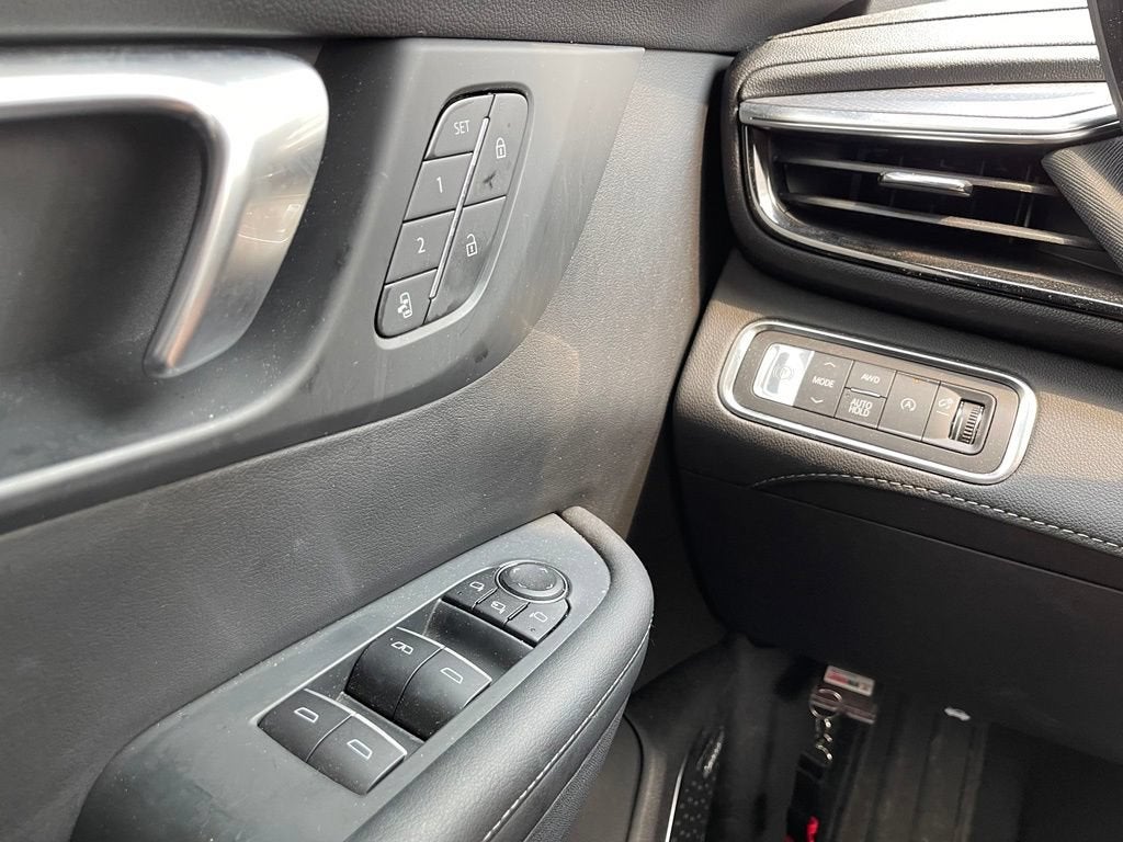 2025 Buick Enclave Sport Touring