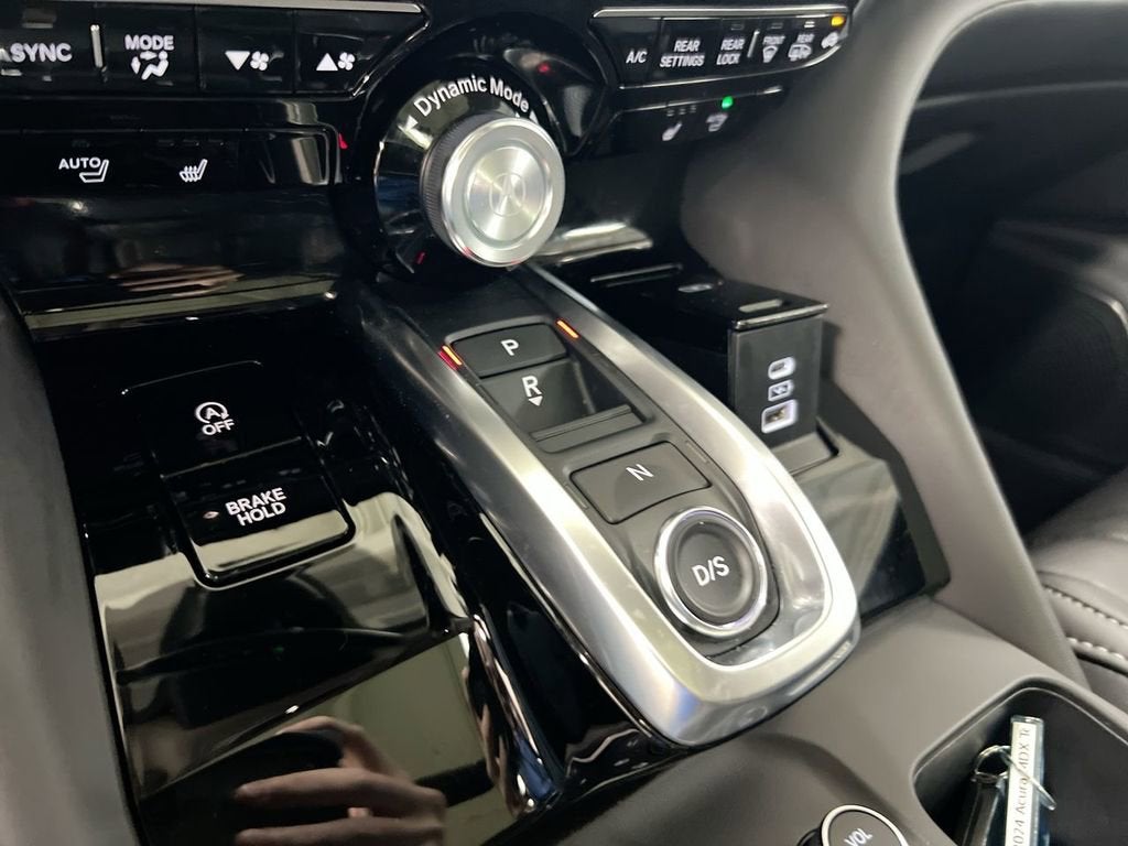 2024 Acura MDX w/Technology Package