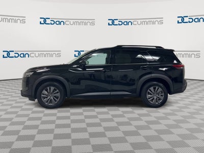2024 Nissan Pathfinder SV
