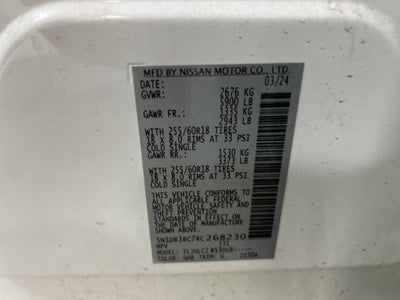 2024 Nissan Pathfinder SV