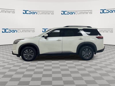 2024 Nissan Pathfinder SV