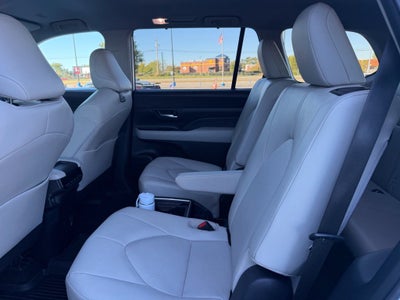 2025 Toyota Grand Highlander XLE
