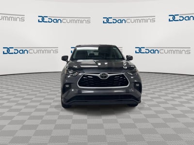 2022 Toyota Highlander LE
