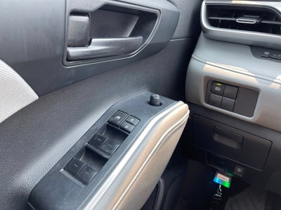 2022 Toyota Highlander L