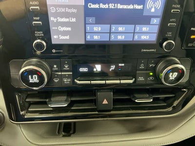 2022 Toyota Highlander L