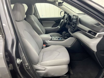 2022 Toyota Highlander L