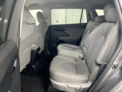 2022 Toyota Highlander L