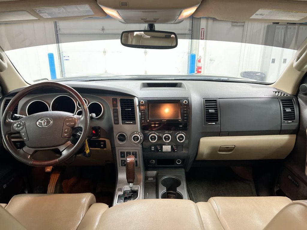 2011 Toyota Sequoia Platinum