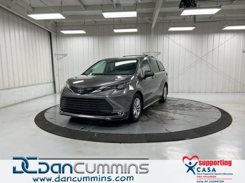 2024 Toyota Sienna XLE