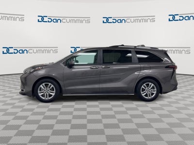 2024 Toyota Sienna XLE