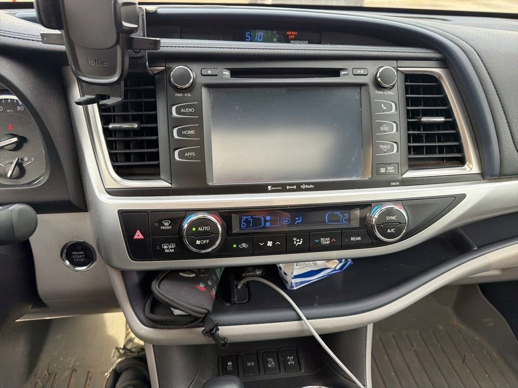2018 Toyota Highlander SE