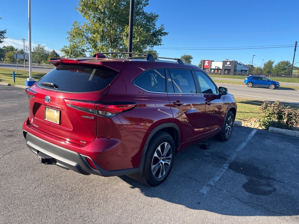 2023 Toyota Highlander Hybrid XLE