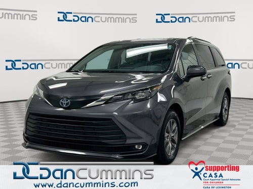 2025 Toyota Sienna XLE