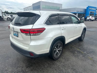 2019 Toyota Highlander LE