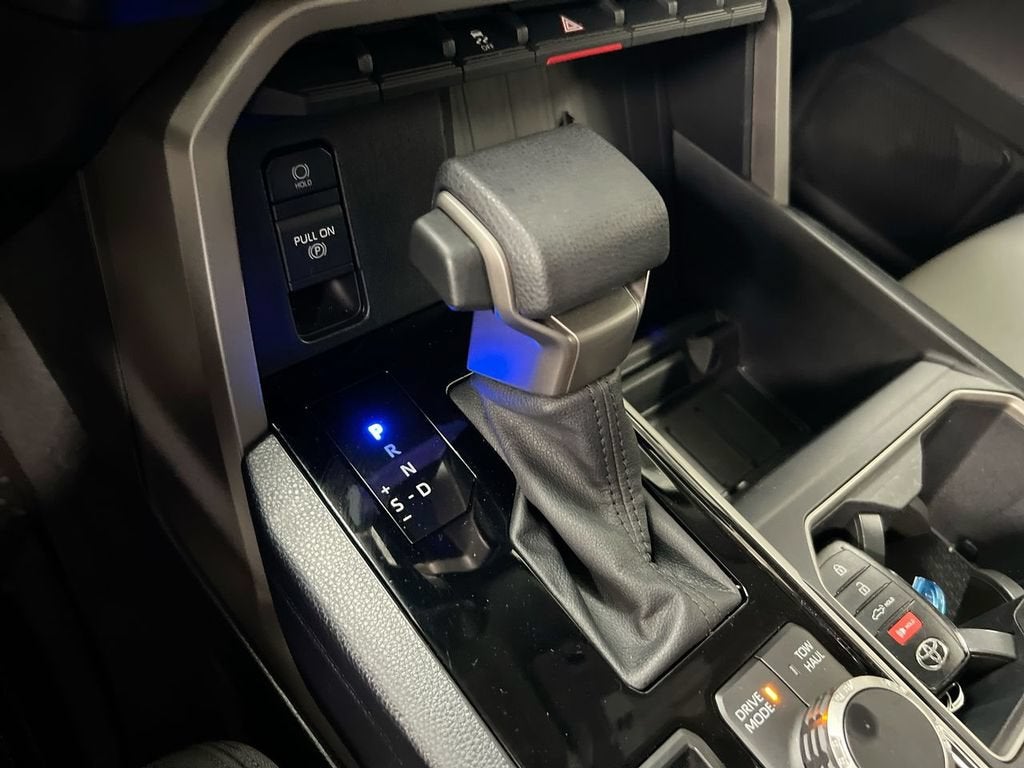 2024 Toyota Tundra 4WD SR5