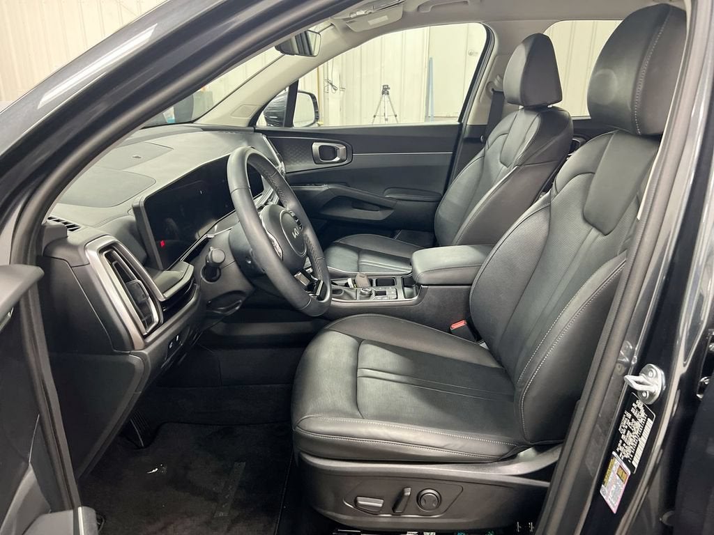 2025 Kia Sorento EX
