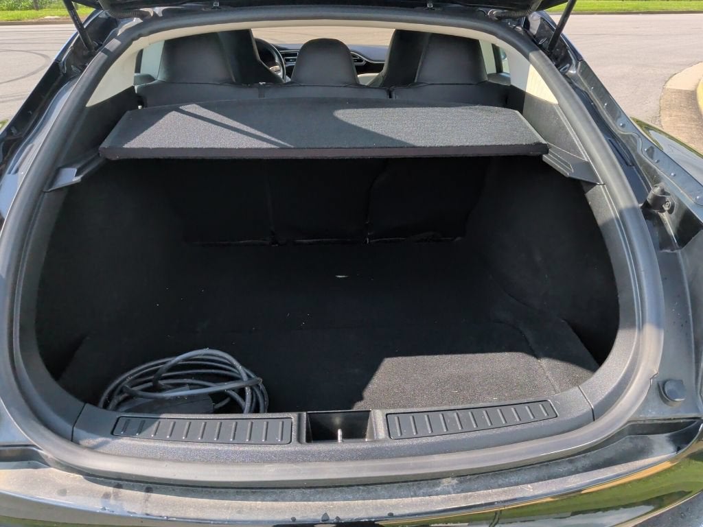 2015 Tesla Model S 85D