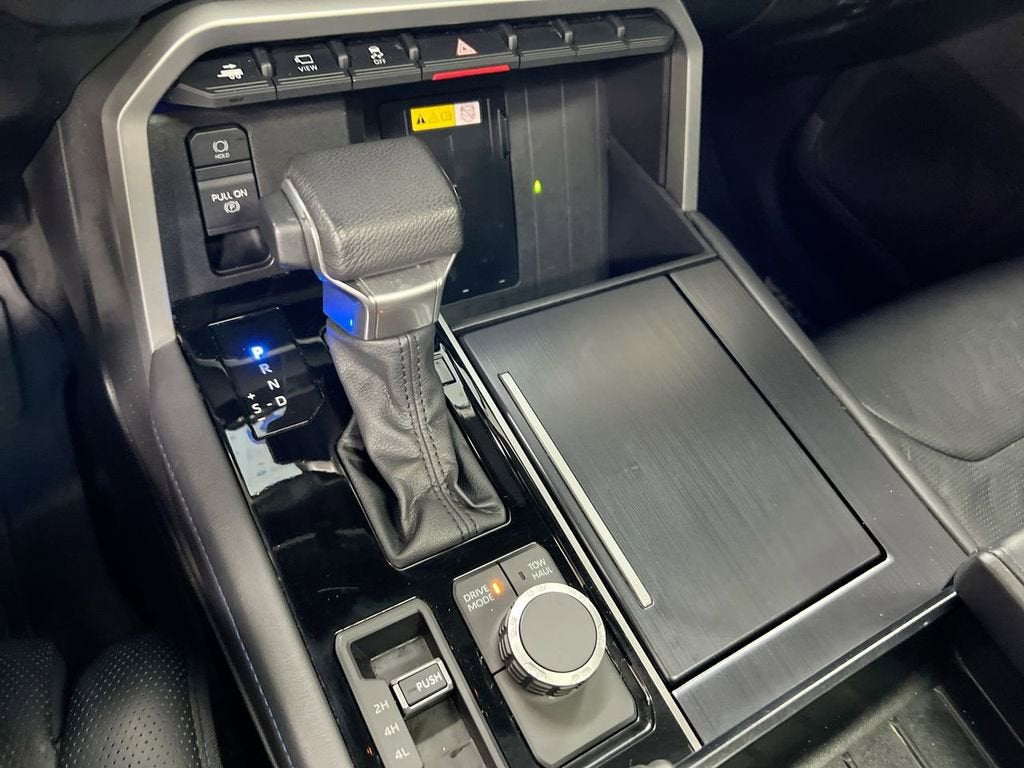 2023 Toyota Sequoia SR5