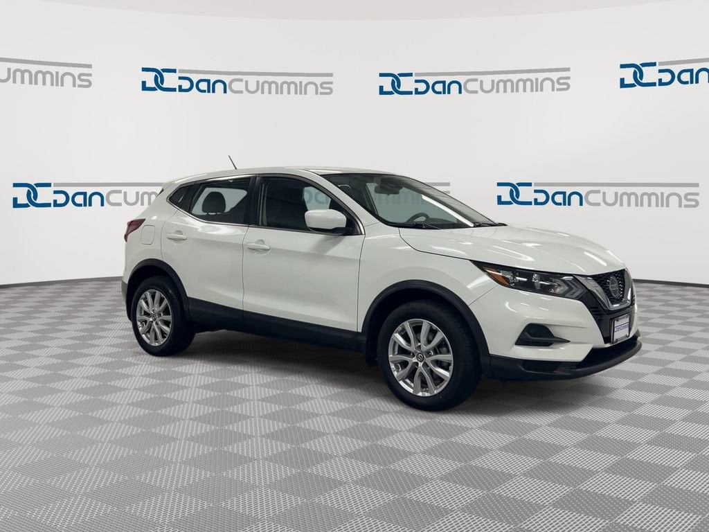 2022 Nissan Rogue Sport S