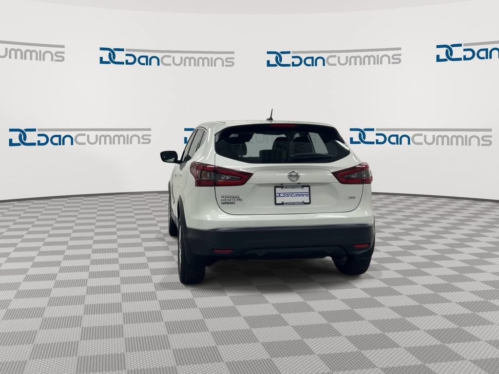 2022 Nissan Rogue Sport S