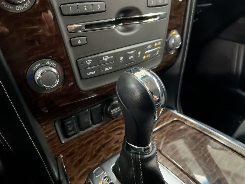 2017 Nissan Armada SV