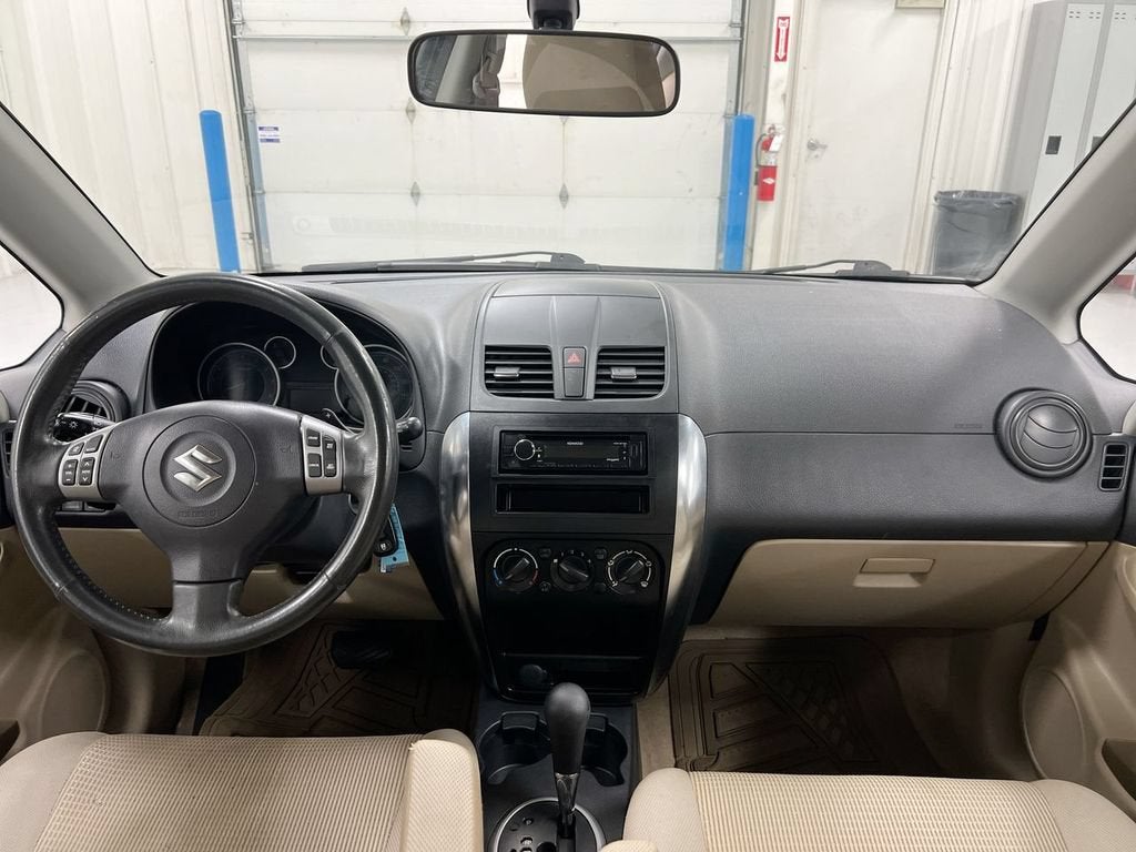2011 Suzuki SX4 LE