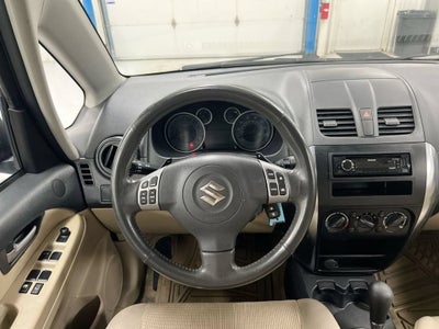 2011 Suzuki SX4 LE