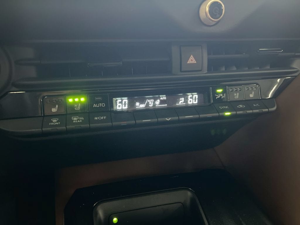2025 Toyota Crown Signia XLE