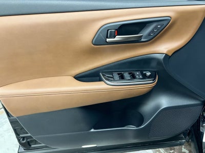 2025 Toyota Crown Signia XLE