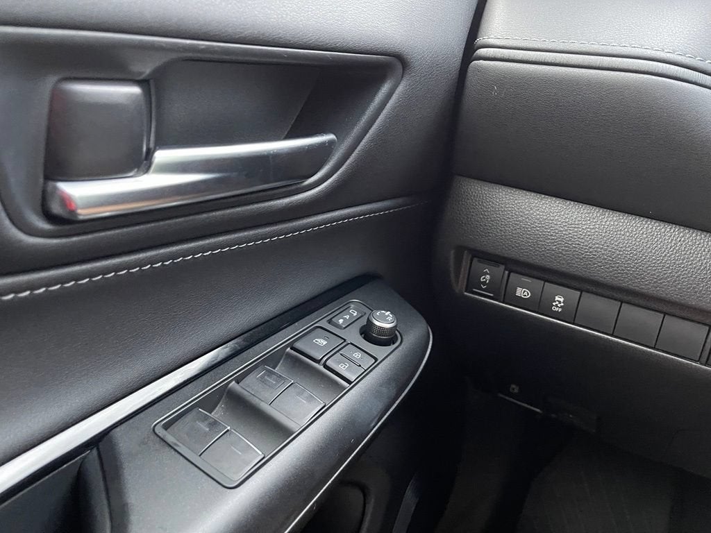 2022 Toyota Venza LE