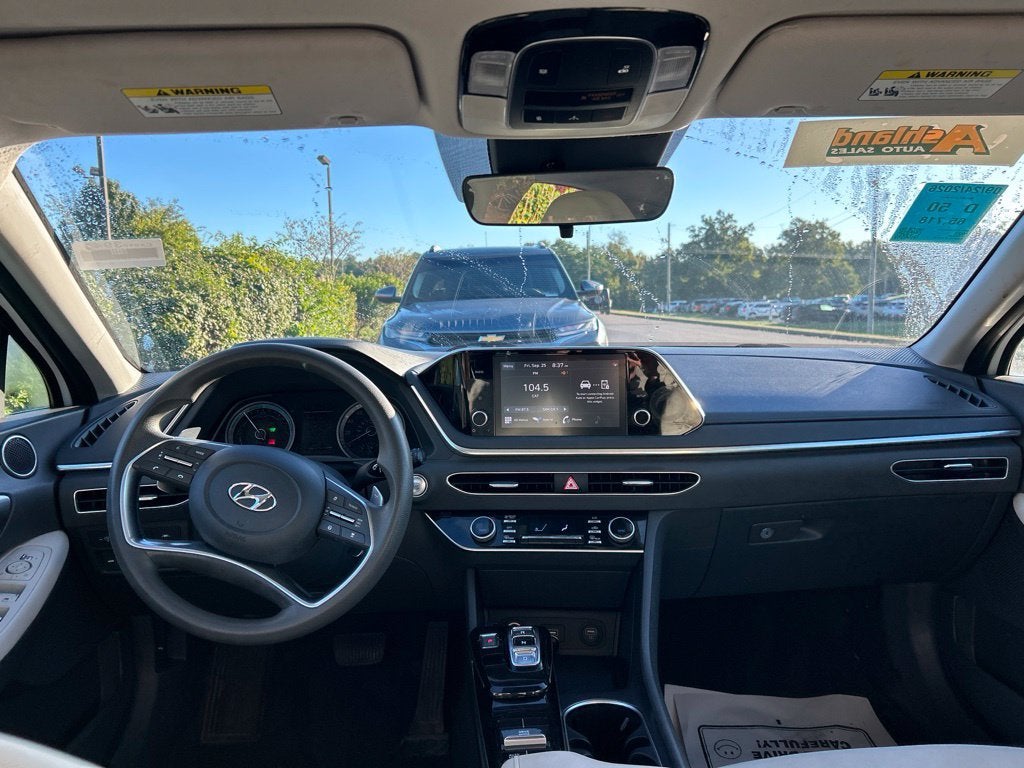 2022 Hyundai Sonata Hybrid Blue