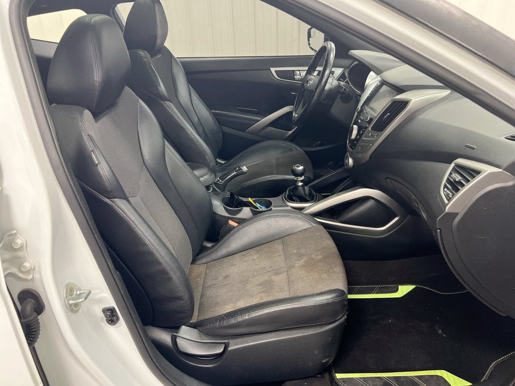 2016 Hyundai Veloster Base
