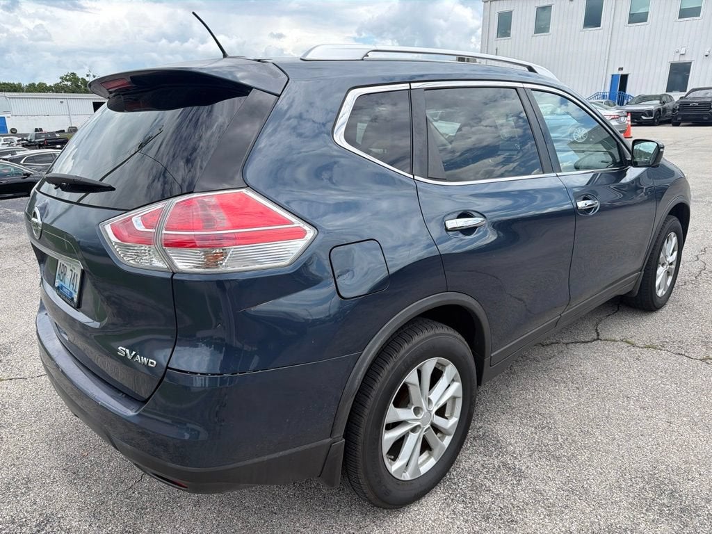 2016 Nissan Rogue SV