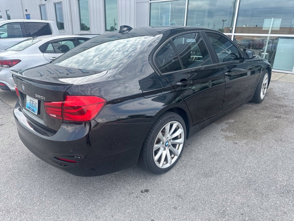 2016 BMW 3 Series 320i xDrive