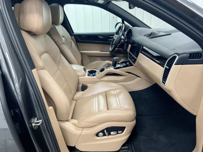 2020 Porsche Cayenne S
