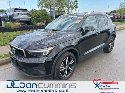 2023 Volvo XC40 Core