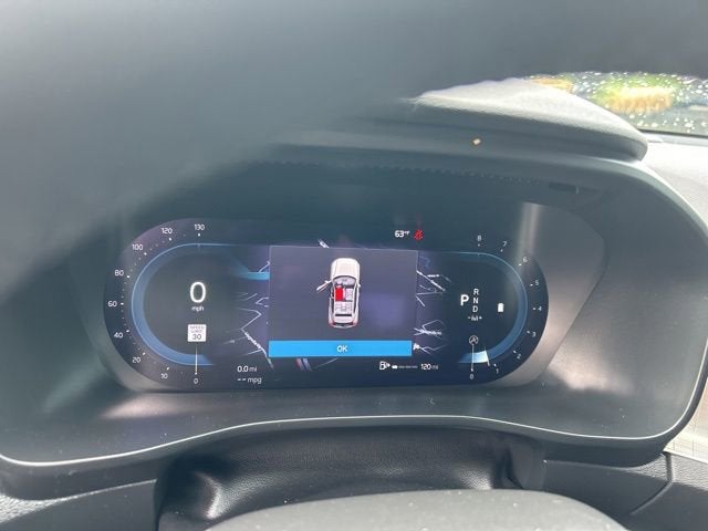 2023 Volvo XC40 Core