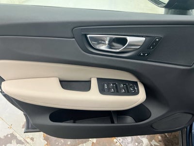 2026 Volvo XC60 Plus