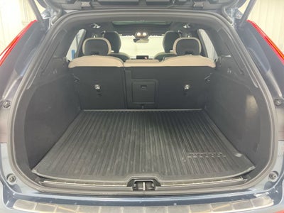 2026 Volvo XC60 Plus