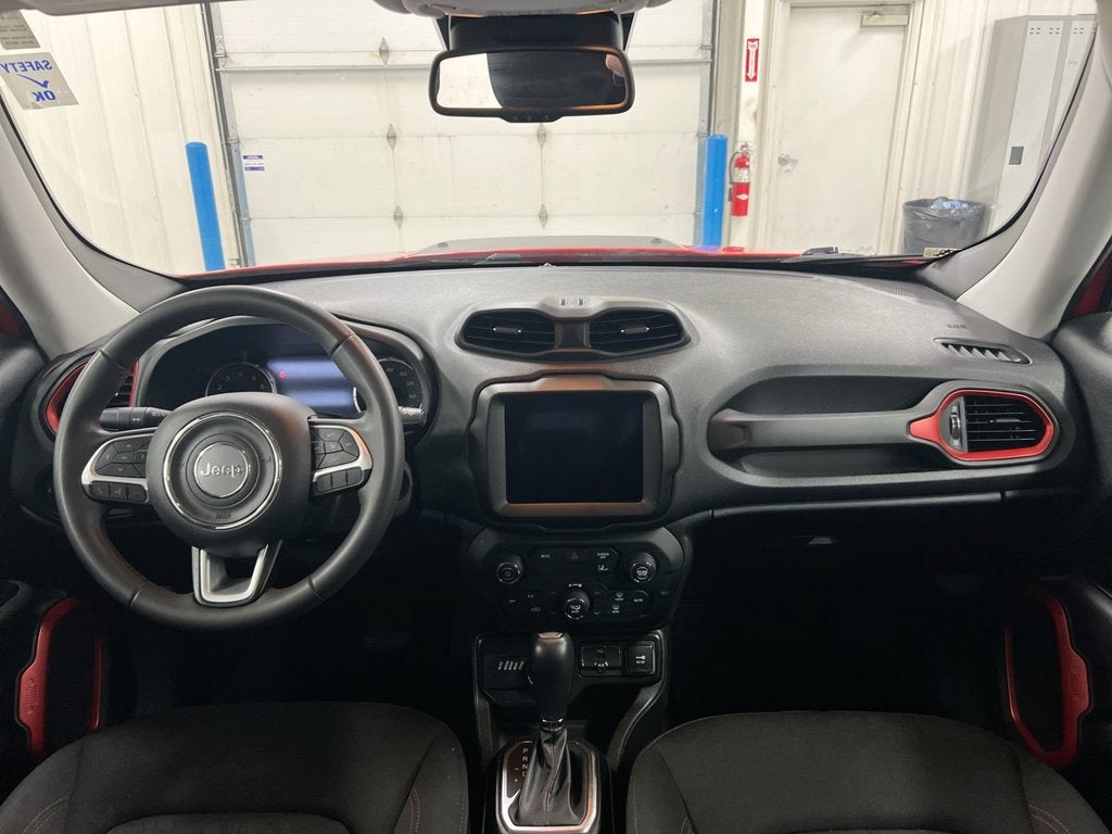 2023 Jeep Renegade Trailhawk