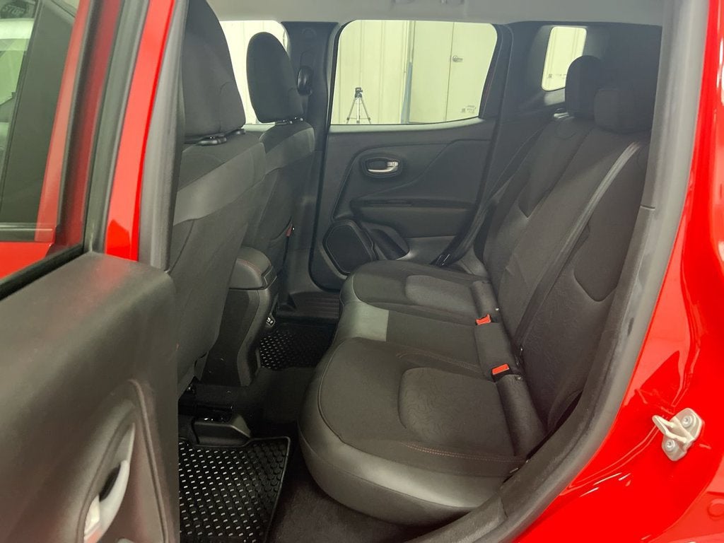 2023 Jeep Renegade Trailhawk