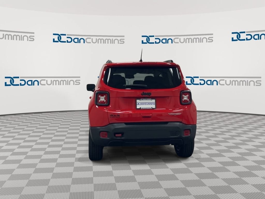 2023 Jeep Renegade Trailhawk