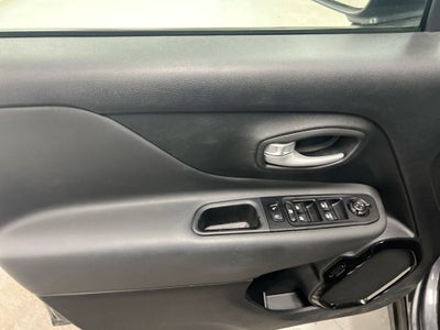 2023 Jeep Renegade Altitude
