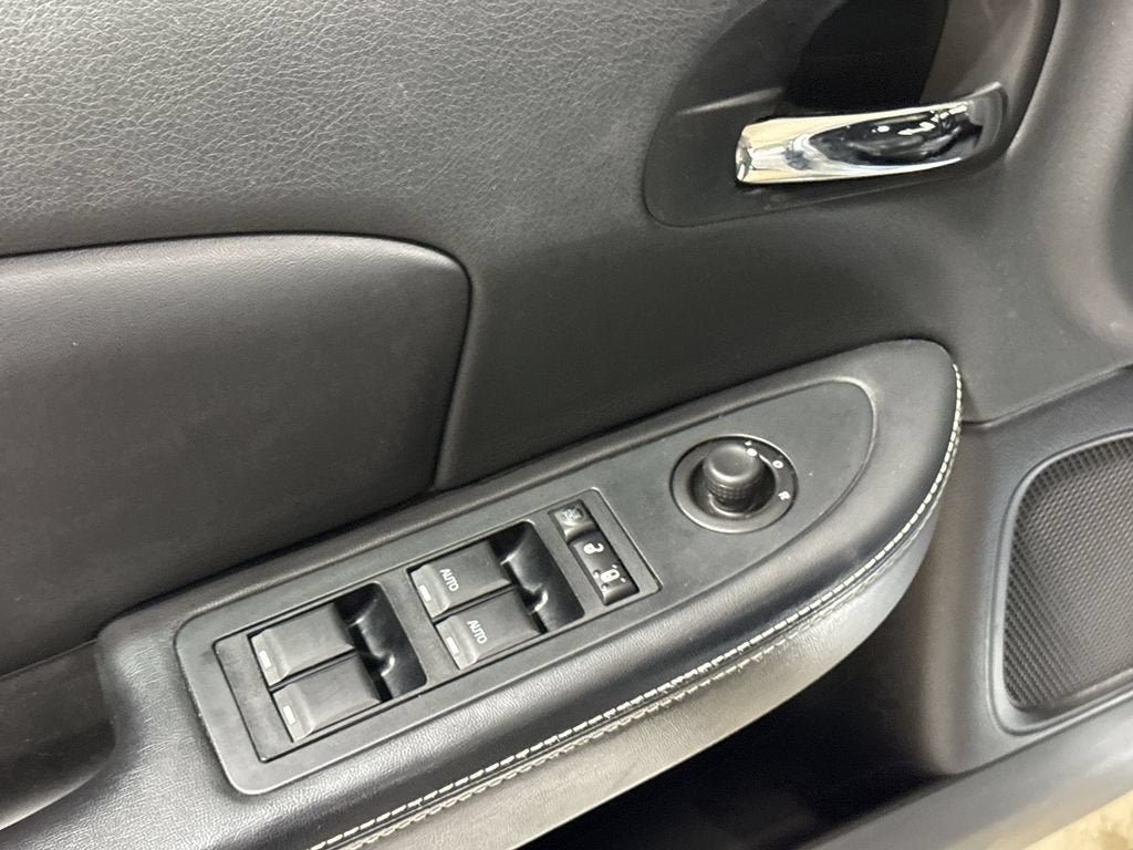 2014 Chrysler 200 Limited