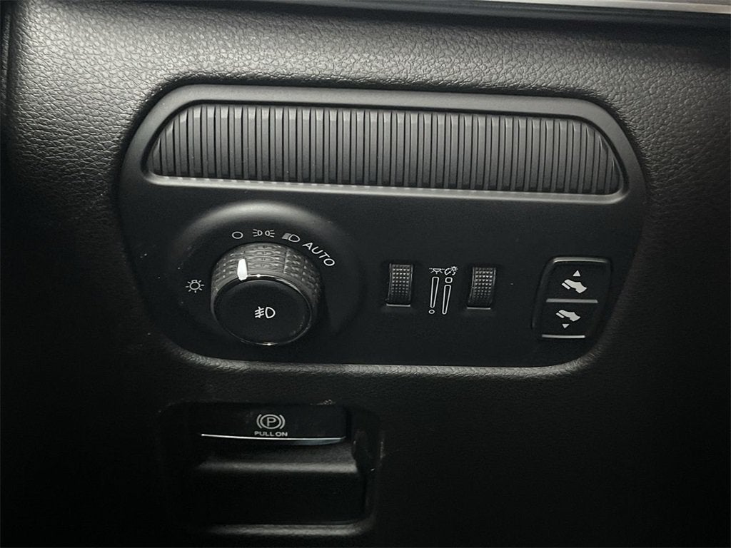 2024 Jeep Wagoneer L Series II Carbide