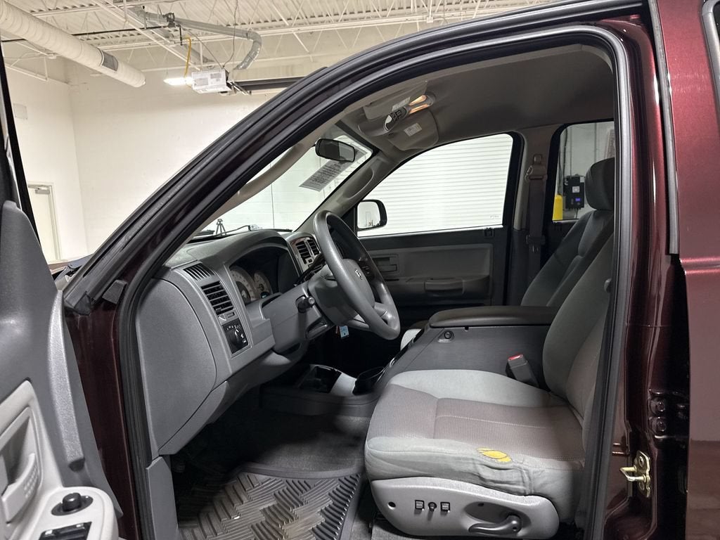 2005 Dodge Dakota SLT