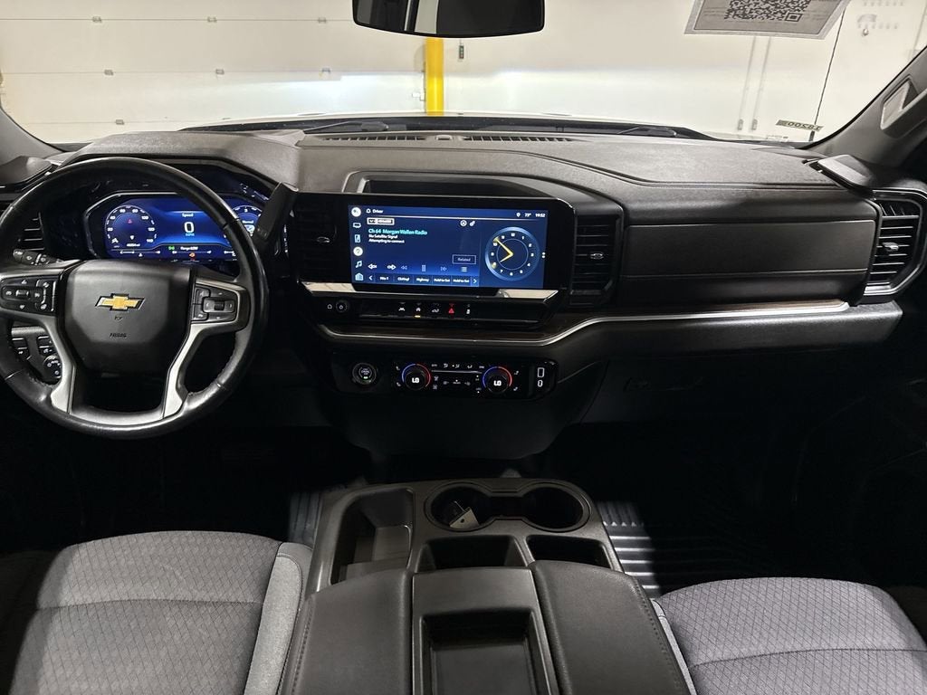 2022 Chevrolet Silverado 1500 LT (2FL)