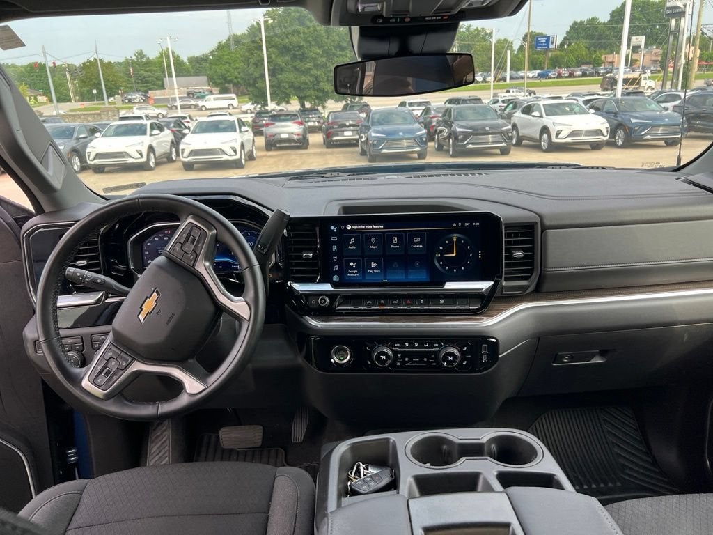 2024 Chevrolet Silverado 1500 LT