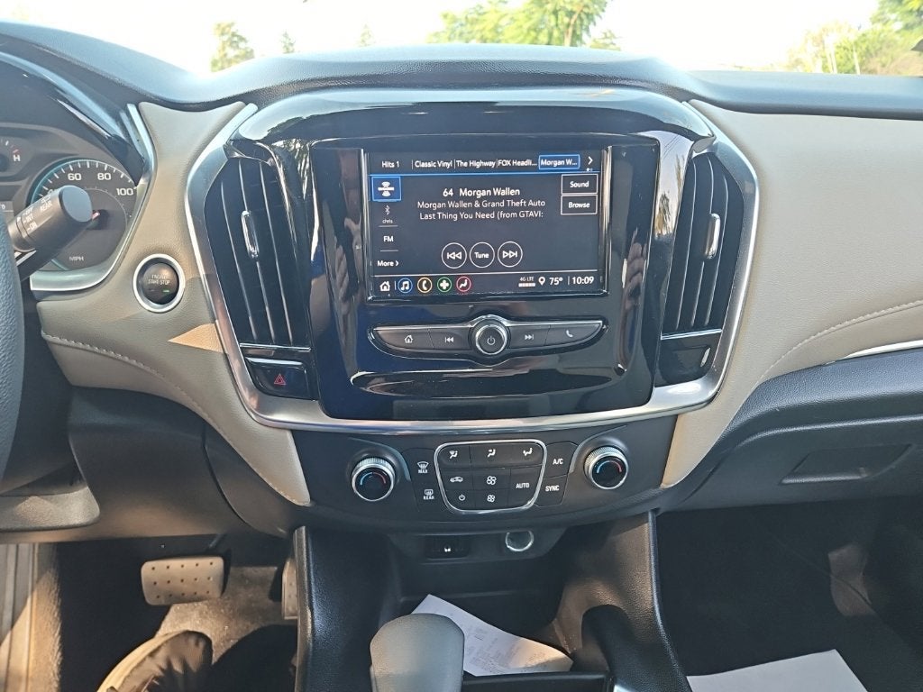 2022 Chevrolet Traverse LS